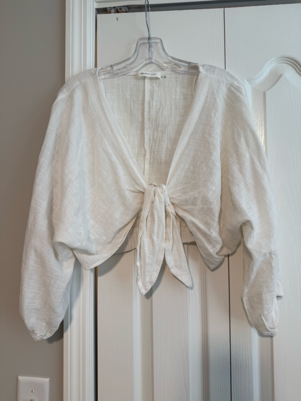 Mustard Seed White Tie-Front Cropped Blouse